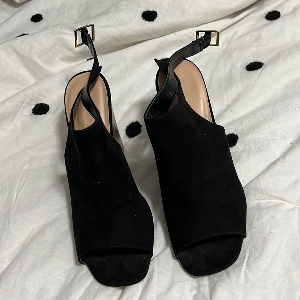 Wild Diva Lounge black Booties size 10